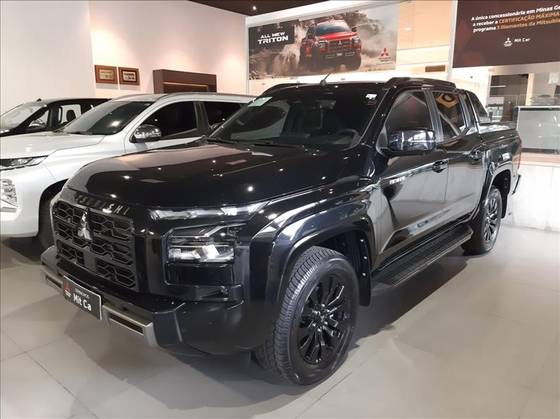 MITSUBISHI TRITON 2.4 BITURBO DIESEL CD KATANA 4X4 AUTOMÁTICO
